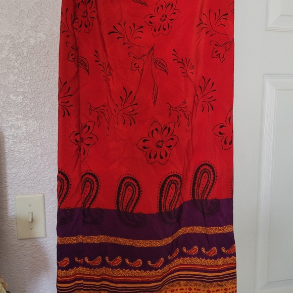 Red and Purple Floral Scarf - Picture 1 of 7